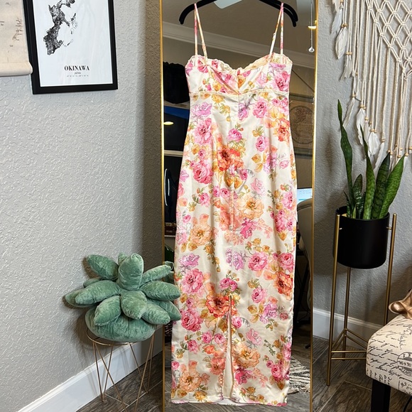 HOUSE OF CB 'Josefina' Ivory Floral Maxi Dress NWT - Picture 7 of 11